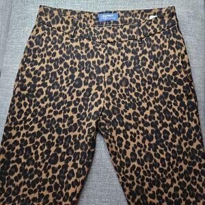 OLD NAVY Harper Mid-Rise Leopard Print Capri Style Slacks/Pants Size 4 Regular
